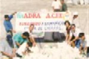 Foto ADRA. El voluntariado en tareas de acopio.